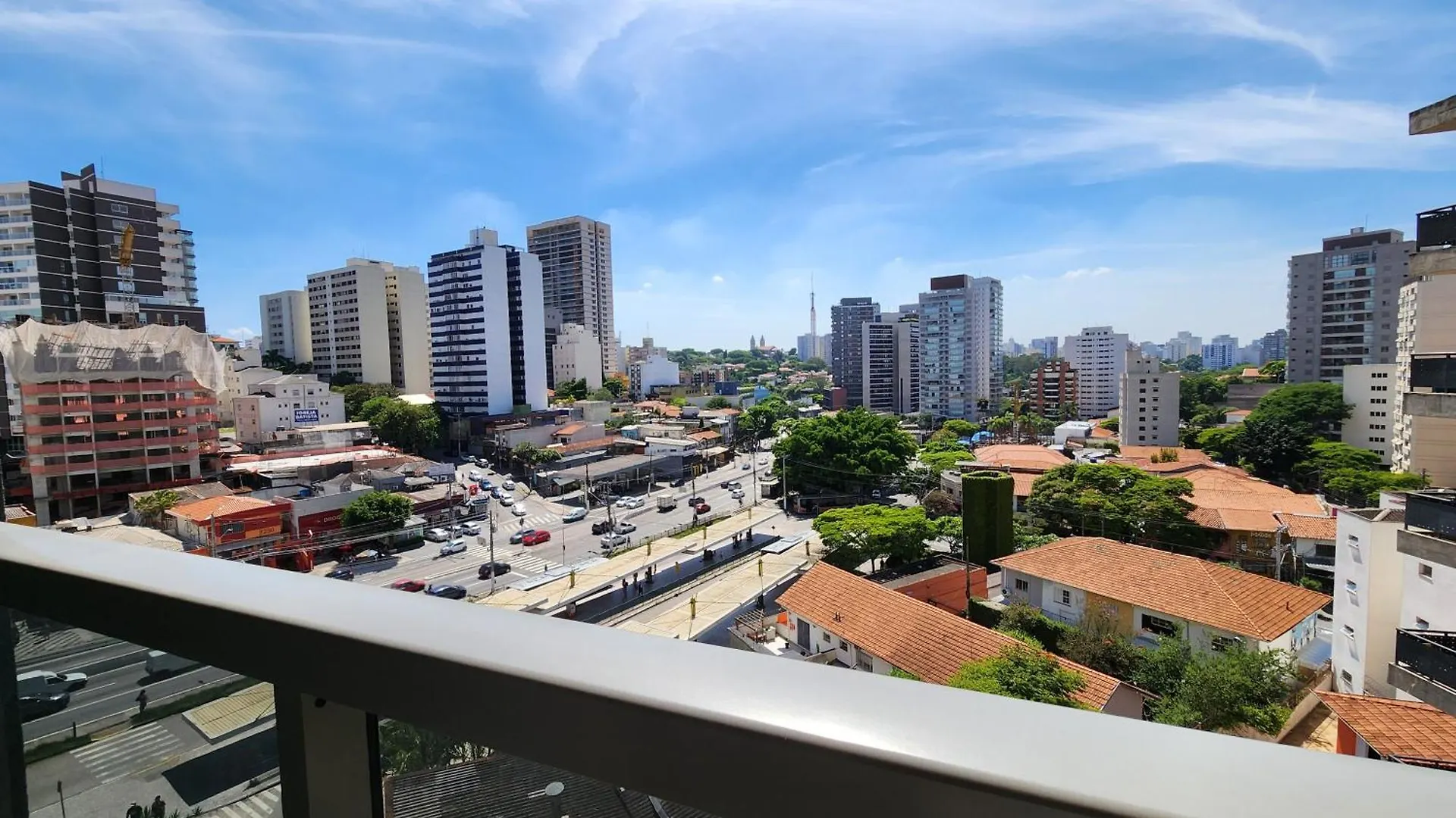 Studio Charmoso E Totalmente Equipado Na Vila Madalena - A 20 Passos Do Metro São Paulo 0*,  Brazilië